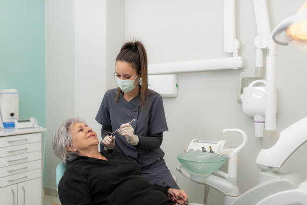 Best Emergency Dental Extractions in Suamico, WI